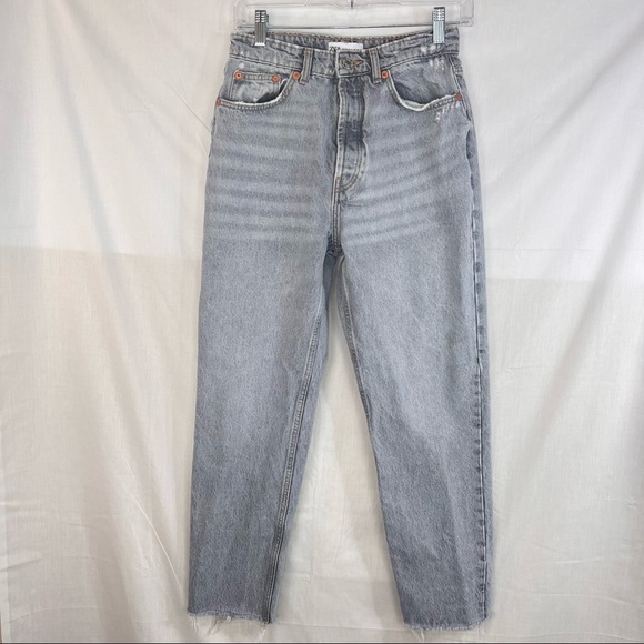 ZARA Womens High Rise Straight Leg Raw hem Distress Washed Jean Sz 6 -26”x26” - Picture 1 of 10